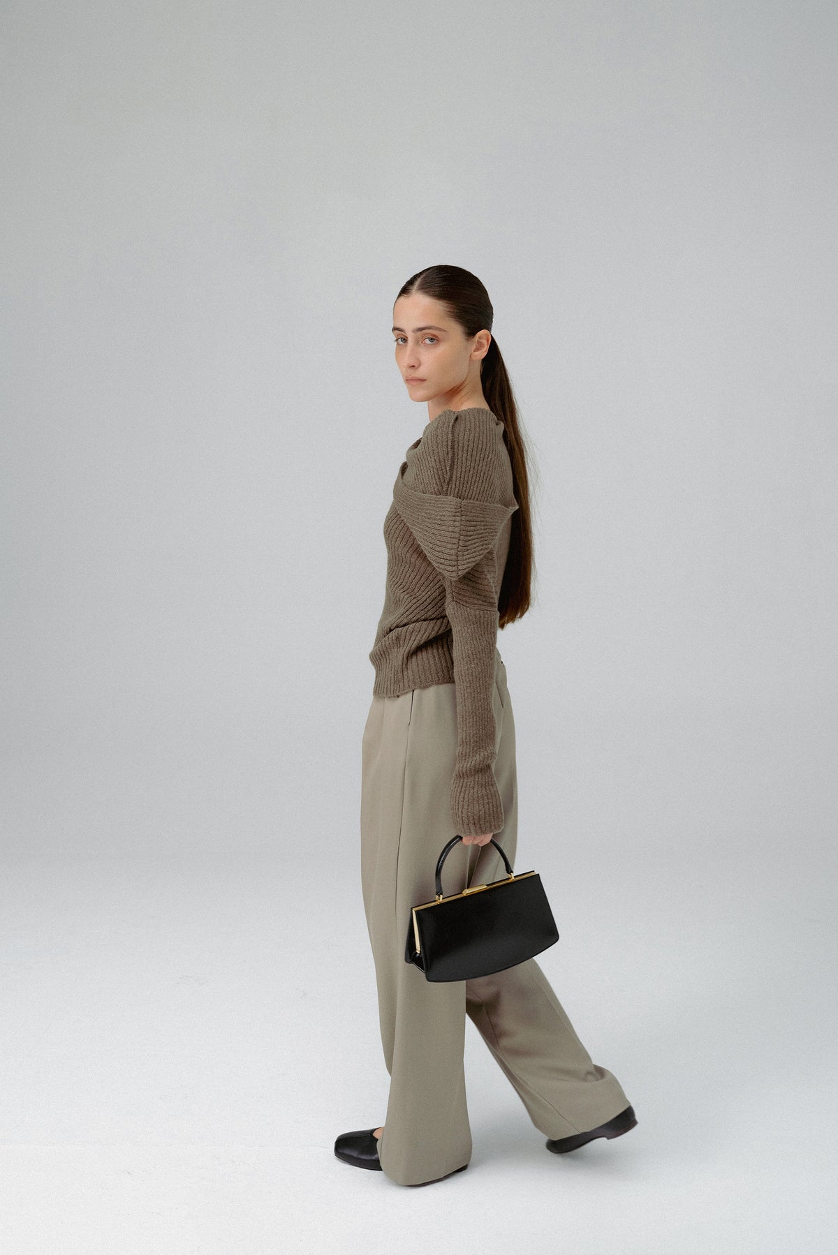 LUNE FORME TOTE BAG (SOFT BLACK) - Atelier de LUMEN