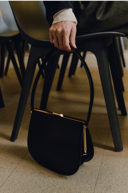LUNE FORME BAG (SOFT BLACK)