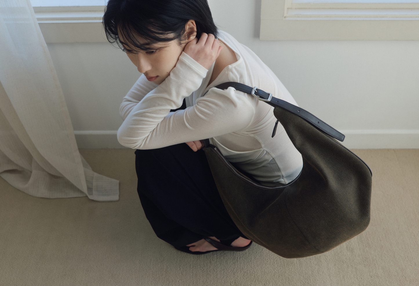 MOSSY HOBO BAG (CANVAS KHAKI)