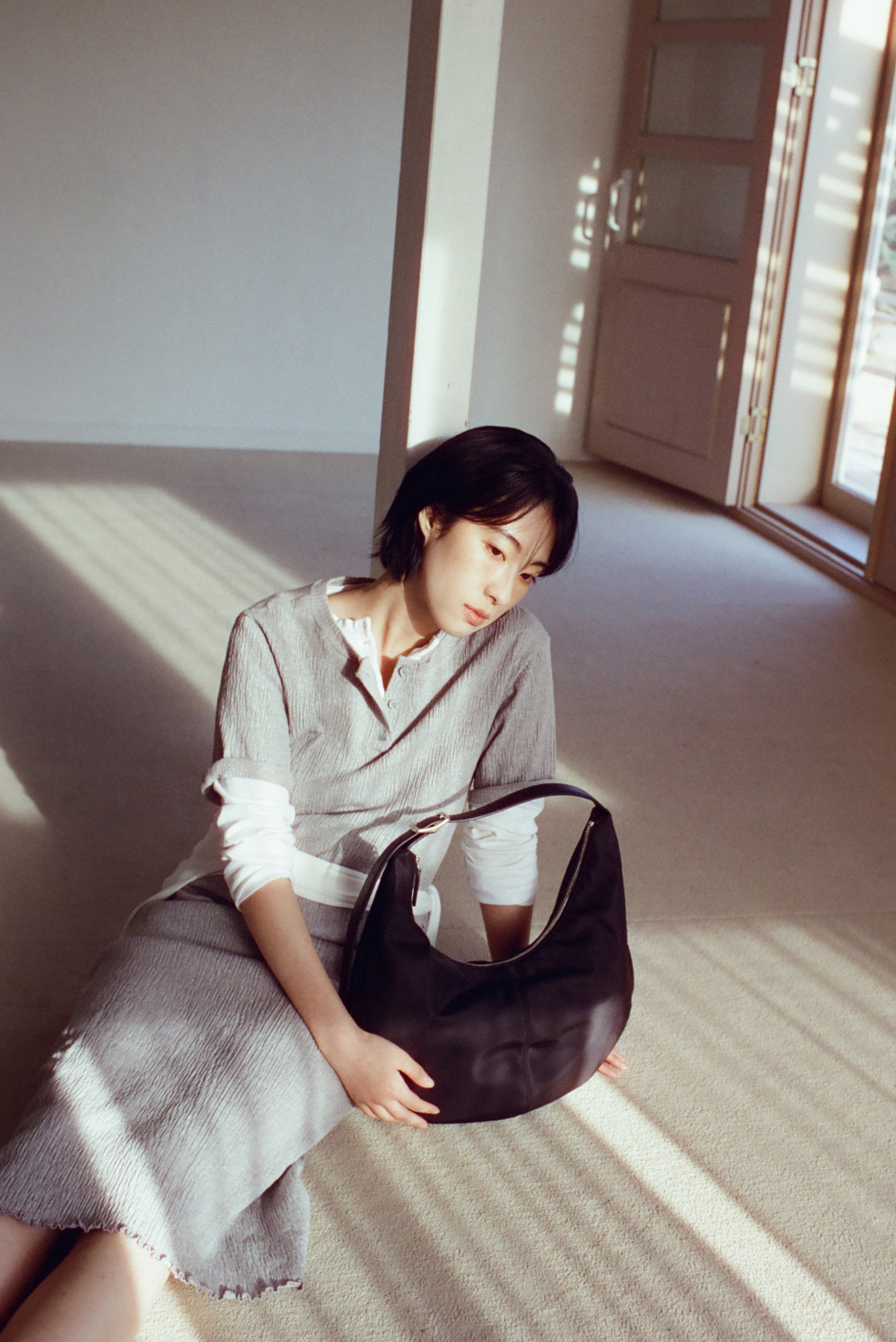 MOSSY HOBO BAG (NYLON BLACK)