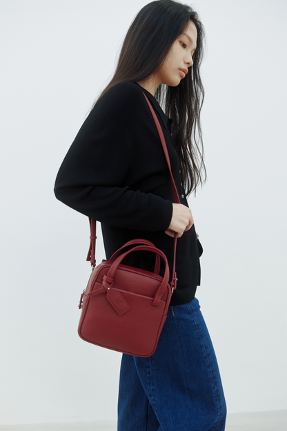 NADEL BOWLING TOTE BAG (CARMINE RED)