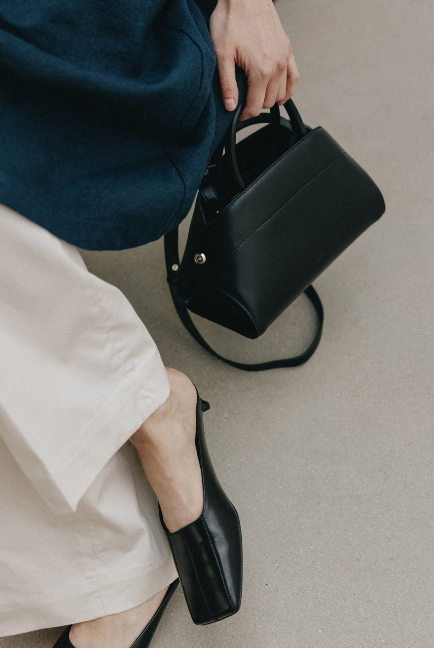 NADEL BAG (TAWNY BROWN)