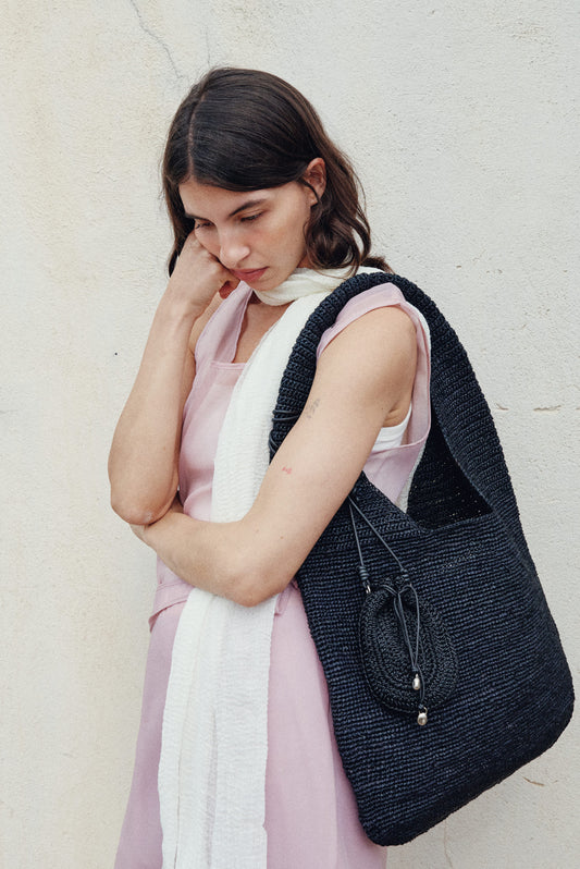 ORB MINI CROCHET BAG (SOFT BLACK)