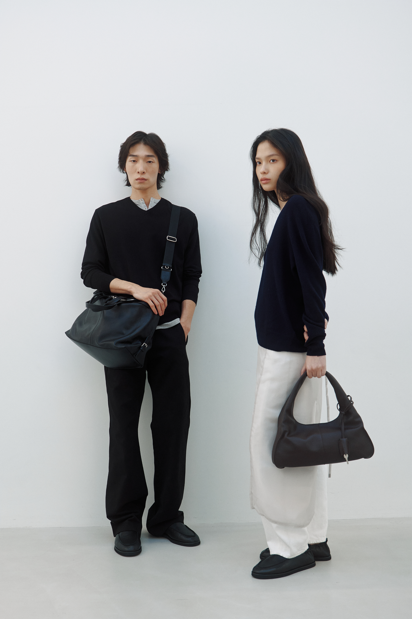 PILLOW HOBO BAG (ORGAN BROWN)