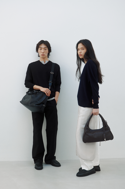 PILLOW HOBO BAG (ORGAN BROWN)