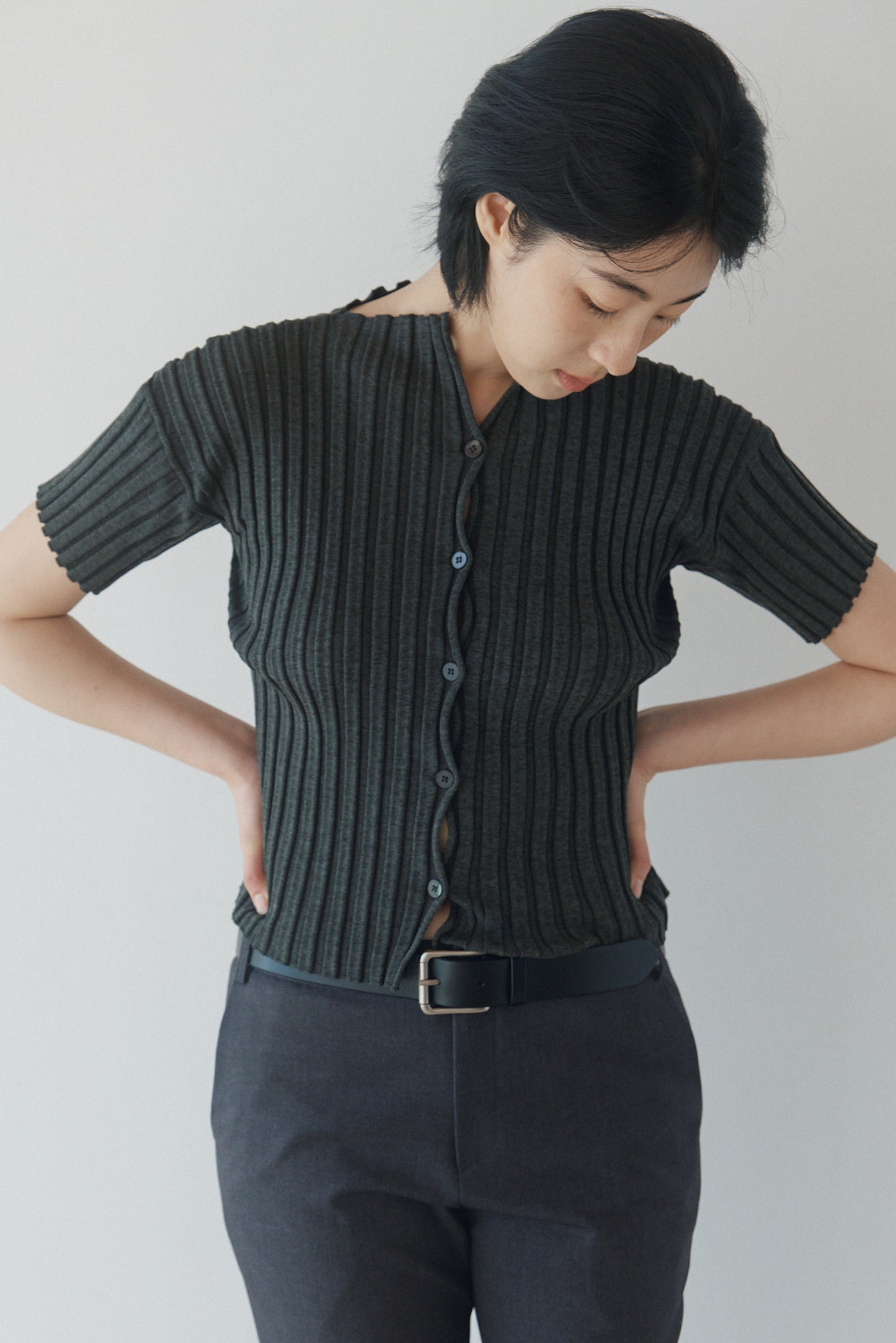 SQUARE LEATHER BELT (SOFT BLACK)