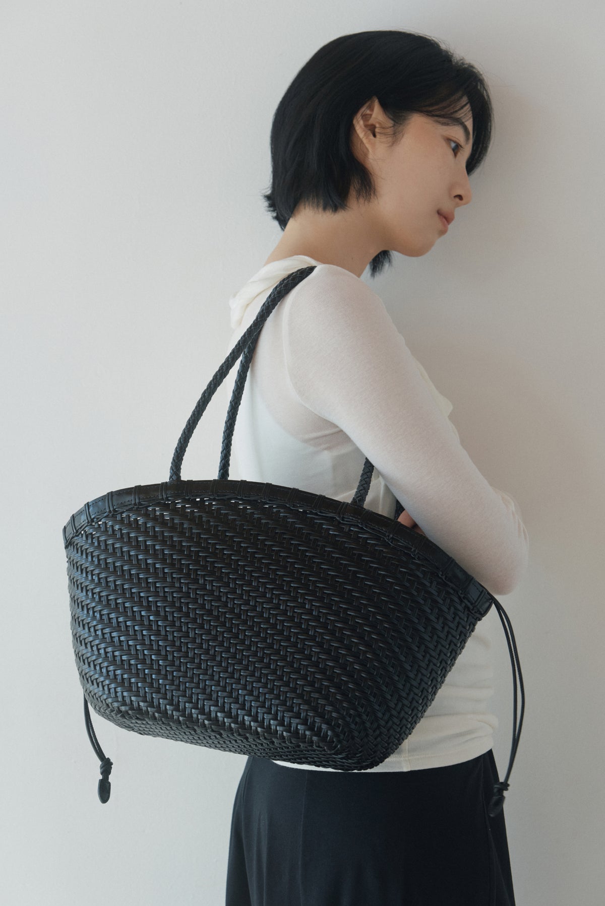 TWIG BASKET GRAND BAG (DRIED BLACK) - Atelier de LUMEN