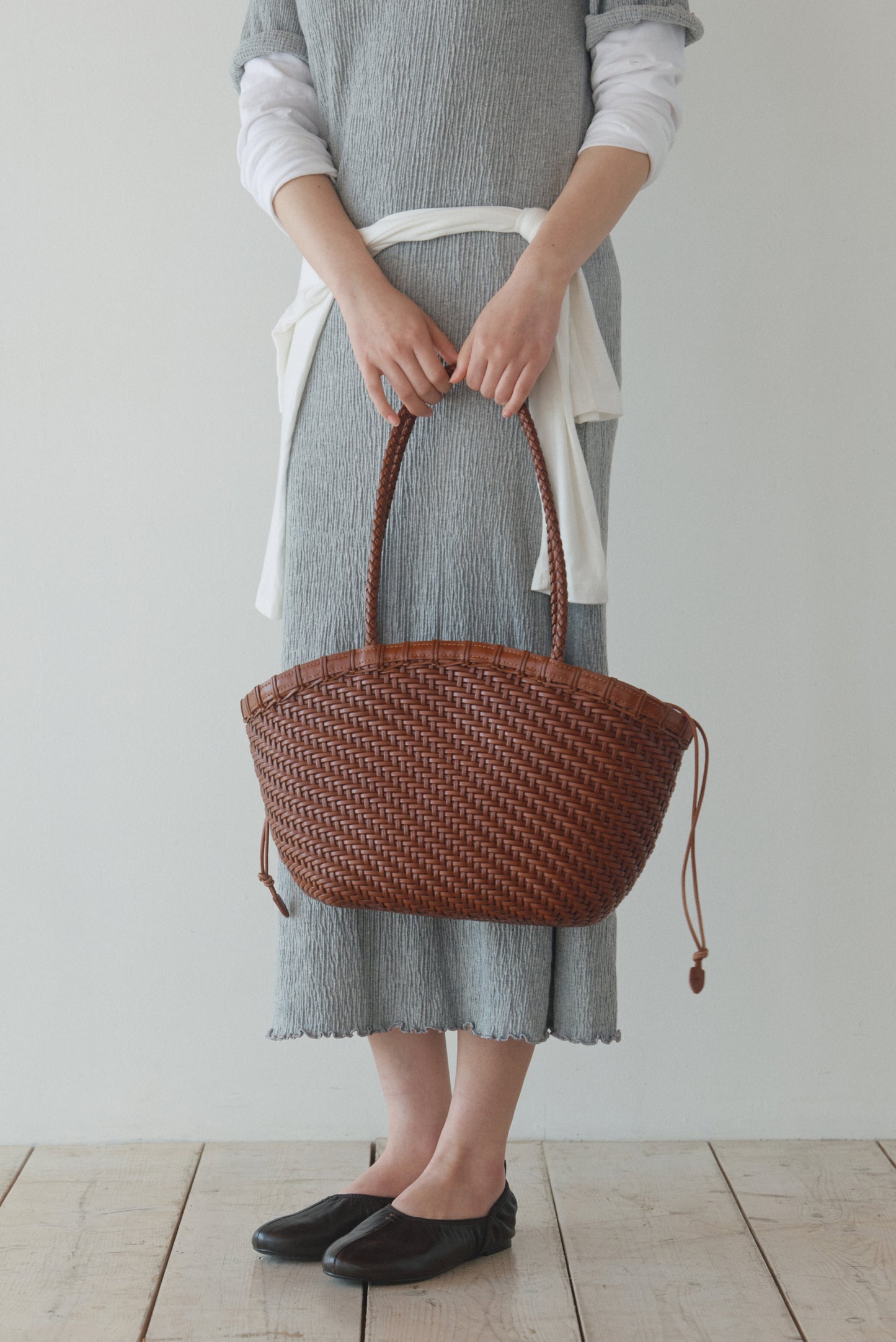 TWIG BASKET GRAND BAG (DRIED TAN)